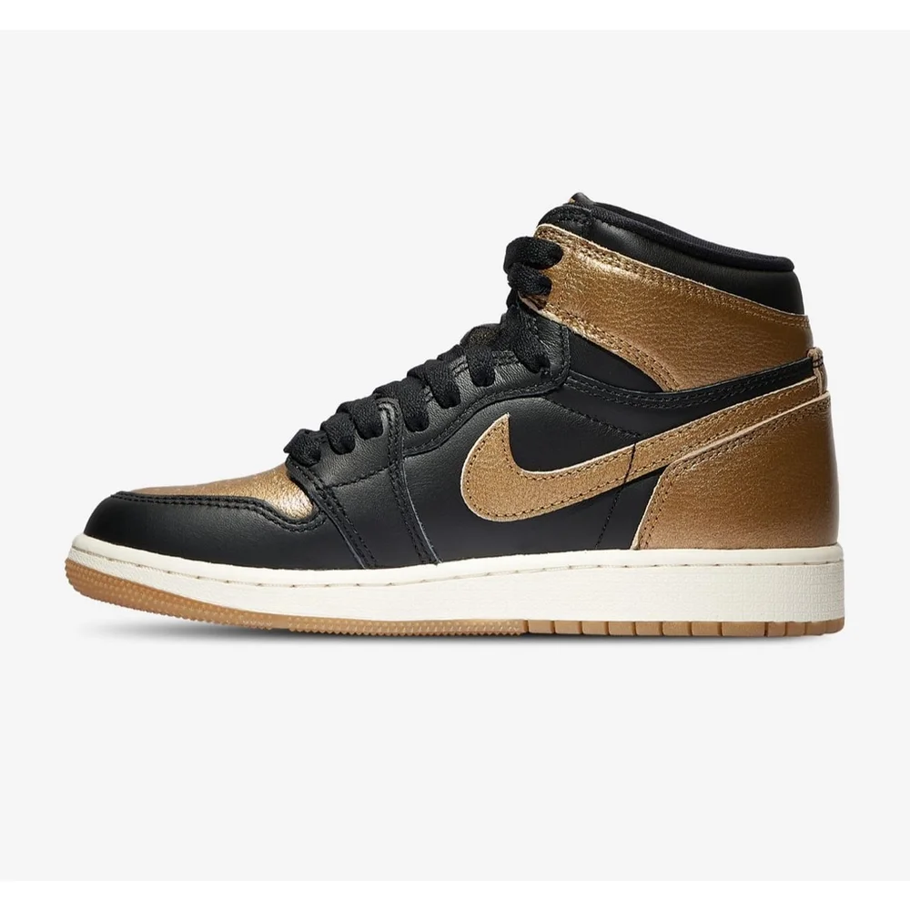 Jordan Retro 1 High OG - Picture 4 of 5